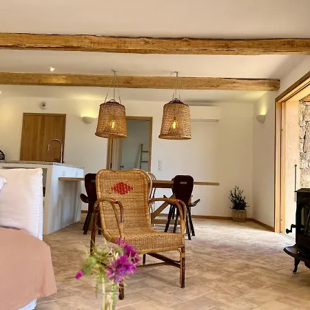 Villa Bergerie De Charme, Piscine Chauffee, Vue Nature Entre Et Montagne,