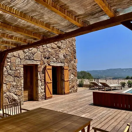 Bergerie De Charme, Piscine Chauffee, Vue Nature Entre Et Montagne,