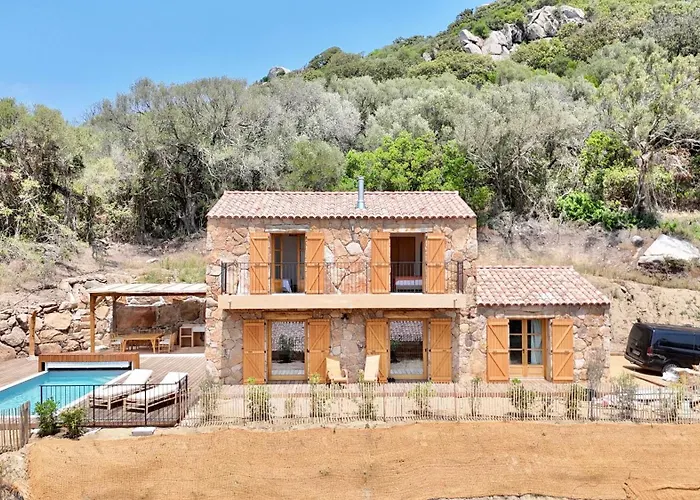 Bergerie De Charme, Piscine Chauffee, Vue Nature Entre Et Montagne,