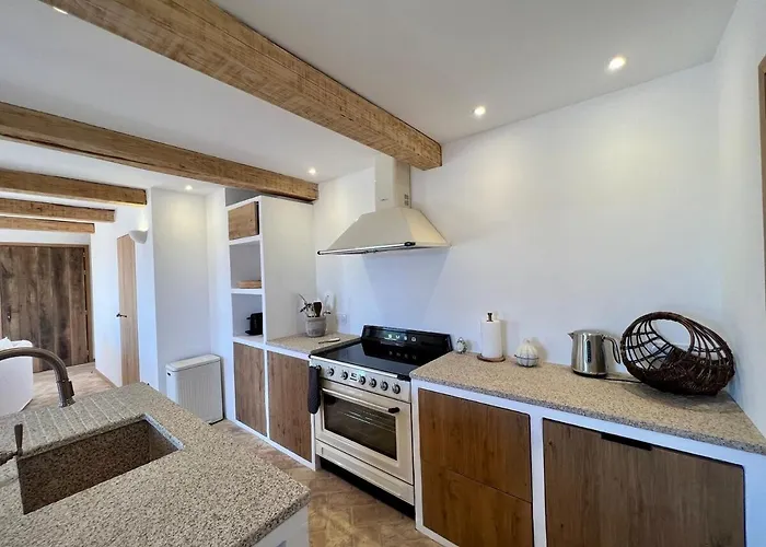 Bergerie De Charme, Piscine Chauffee, Vue Nature Entre Et Montagne, Sotta