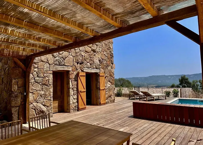 Bergerie De Charme, Piscine Chauffee, Vue Nature Entre Et Montagne,